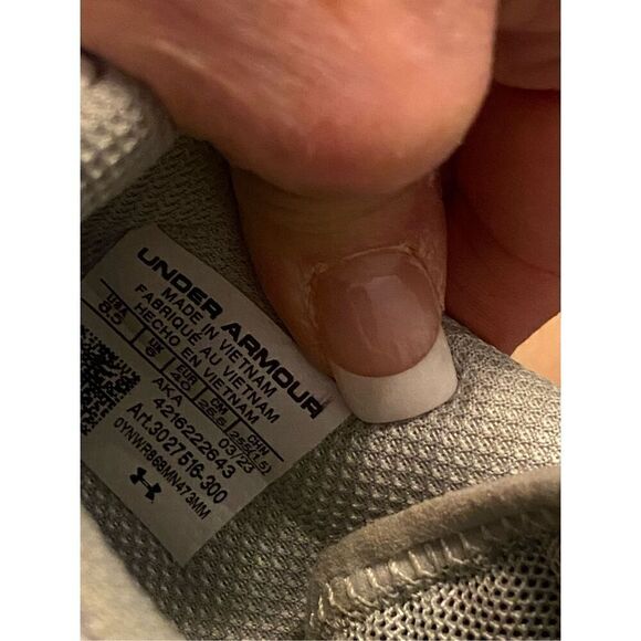 Under Armour Charger Assert Women’s Sneakers Size 8.5 - Picture 8 of 8